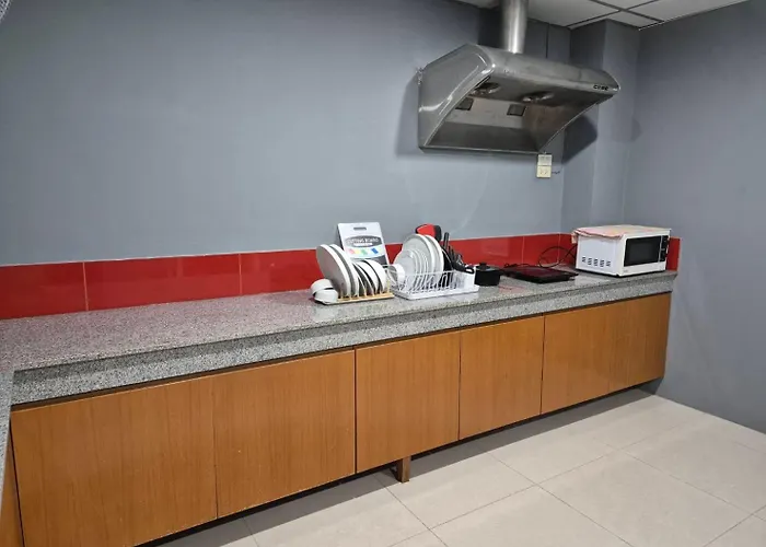 Affittacamere Vibe, House, 7 Mins To Bts, Center, Private In Sathon, Private Bathroom, Bangkok, Thailand Bangkok