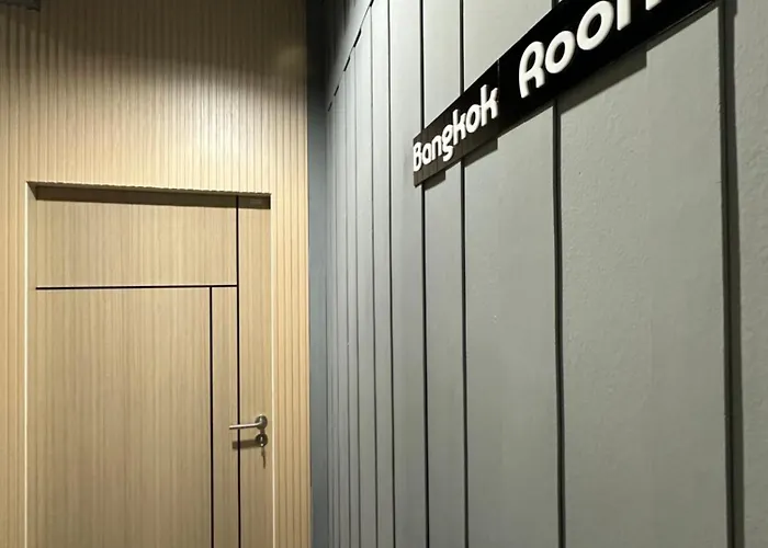 Vibe, House, 7 Mins To Bts, Center, Private In Sathon, Private Bathroom, Bangkok, Thailand Affittacamere